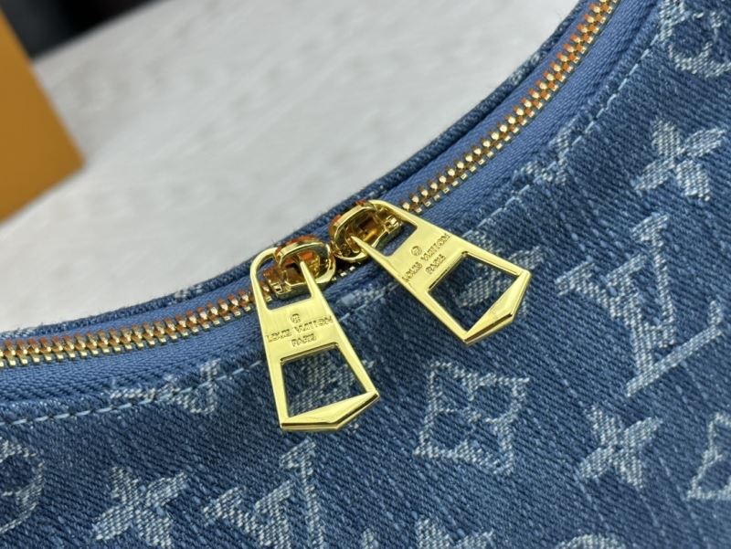 Louis Vuitton Hobo Bags